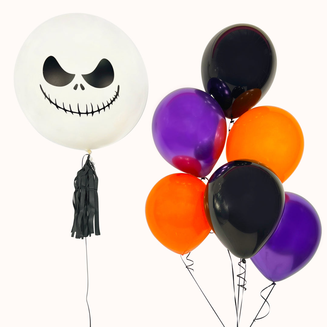 Decora tu Halloween con 1 globo burbuja personalizado con globo dentro , 6 globos de látex en colores sólidos e inflados con helio verdadero, no explosivo. 