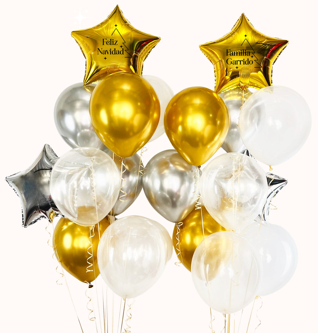 Bouquet de globos navidad con: 2 globos estrella personalizados. 2 globos estrella, 8 globos látex, 4 globos látex transparentes. ideal para decorar tus eventos corporativos. inflados con helio puro.
