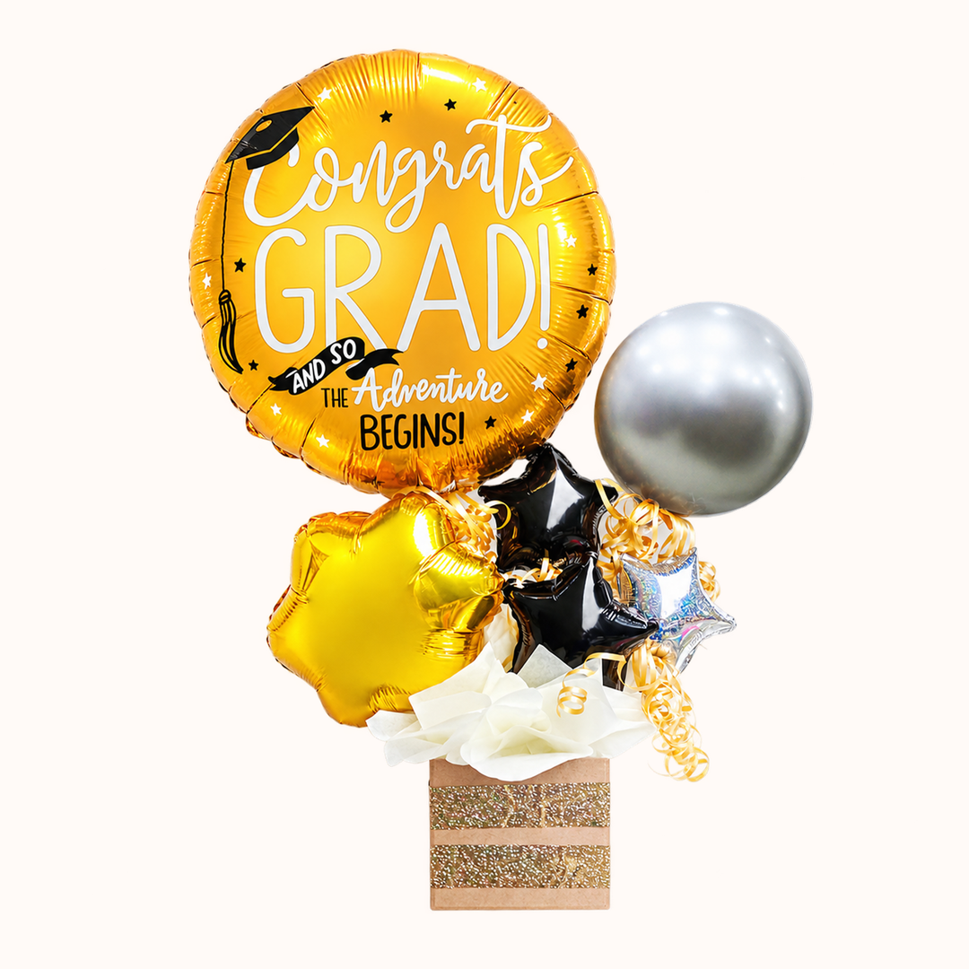 Gift box de globos metálicos, ideal para regalar y festejar en graduaciones