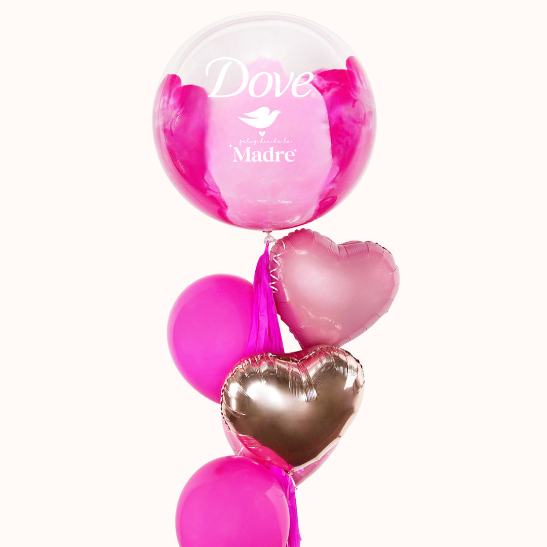 Bouquet de globos con helio para campaña del Día de la Madre, que incluye 1 globo burbuja pintado y personalizado (62 cm aprox.), 2 globos corazón y 2 globos de látex color sólido, ideal para decoración de campañas publicitarias, eventos empresariales y corporativos.