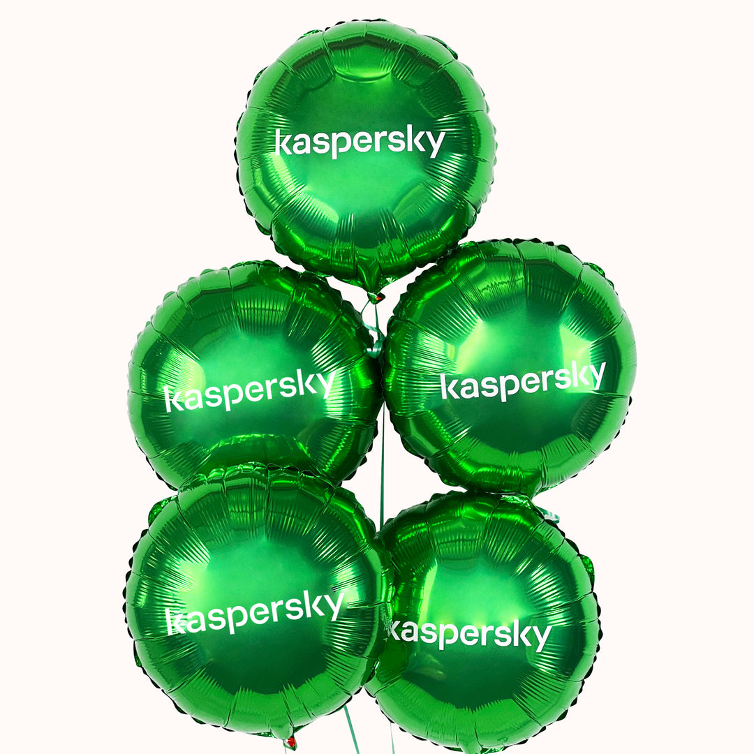 Bouquet de 5 globos metálicos circulares en colores a elegir, personalizados para cada ocasión corporativa. Inflados con helio 100 % puro y verdadero, garantizando calidad y seguridad.