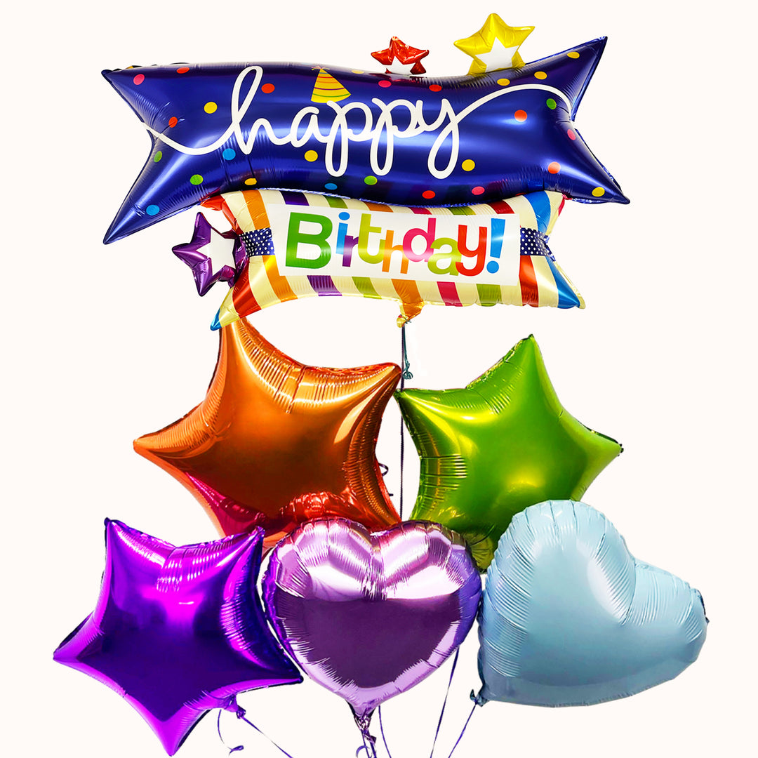 Bouquet de globos metálicos con banner “Happy Birthday”, acompañado de 2 globos en forma de corazón y 3 globos en forma de estrella en diversos colores. Ideal para festejar cumpleaños.