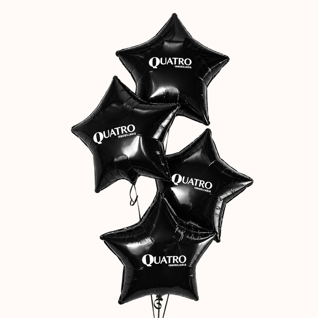 Bouquet de 4 globos estrella metálica personalizado con logo, inflados con helio 100% puro. Ideales para decoraciones corporativas, celebraciones especiales y para darle mayor presencia y visibilidad a tu marca en cualquier evento. 