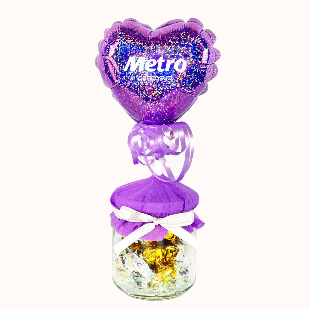 Detalle corporativo: pomo o jar de vidrio con tapa personalizado con chocolate o caramelos. Para campaña corporativa día de la Mujer, regalo para colaboradores y clientes..