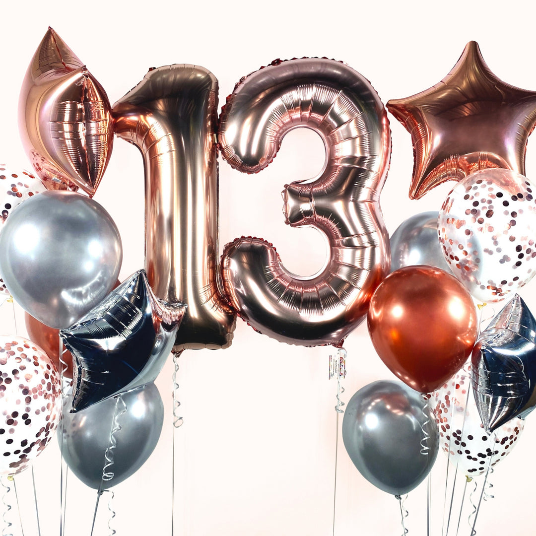 15 globos de cumpleaños, 1 globo número, 4 globos látex, 6 Globos látex, 4 globos látex. Opción de adicionar globos número y globos de látex según tu preferencia.