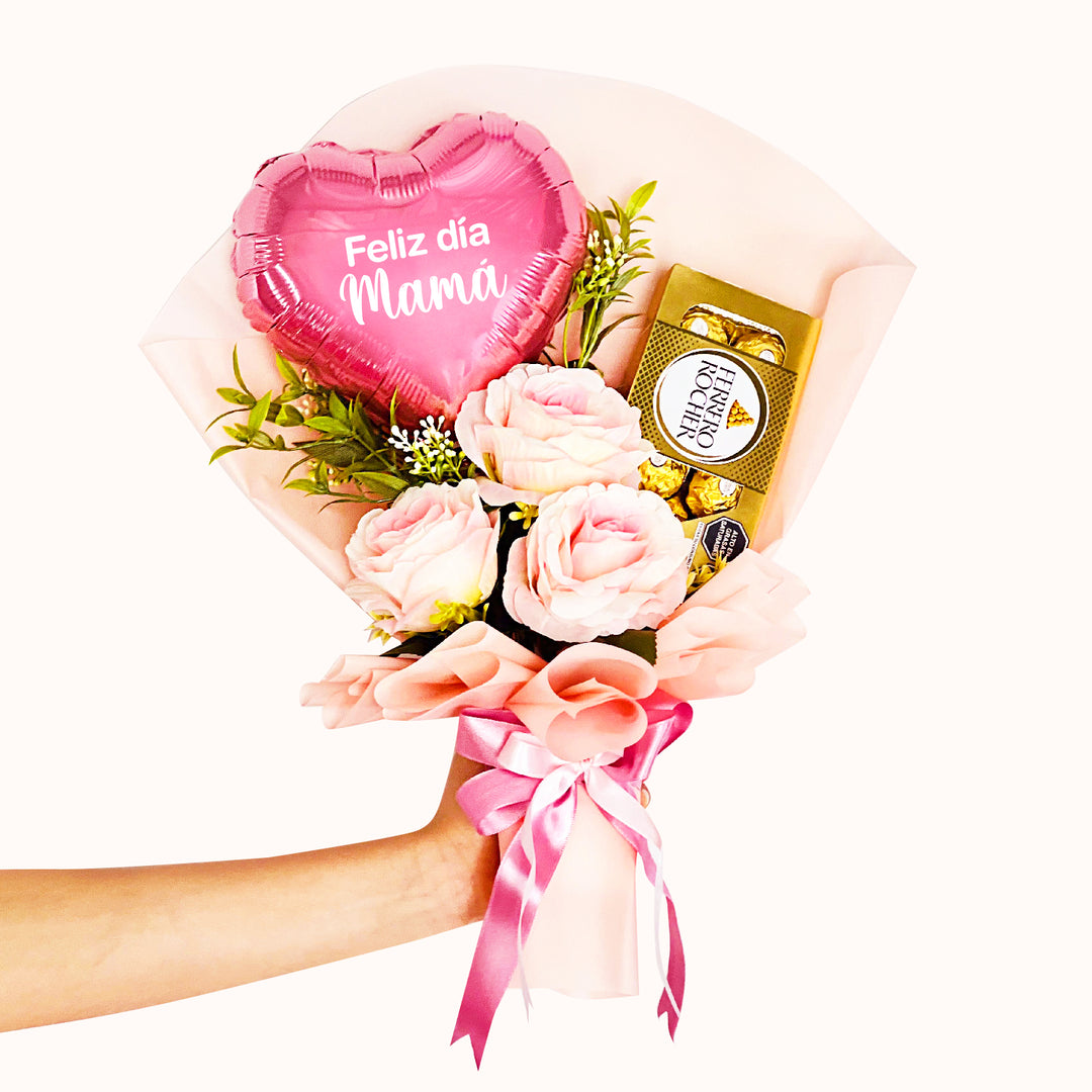 Arreglo, regalo que incluye: 1 globo de corazón personalizable, 1 caja de chocolates Ferrero Rocher de 8 unidades y 3 rosas artificiales decorativas, envuelto en papel coreano. Ideal para regalar el día de la Madre.